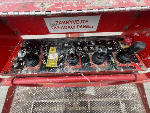 Kerouš - použité stavební stroje