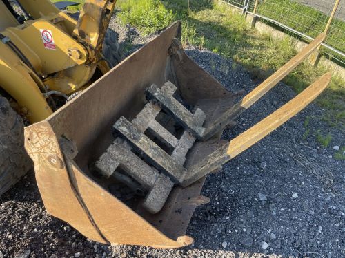 Kerouš - použité stavební stroje