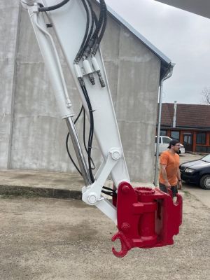 Kerouš – použité stavební stroje