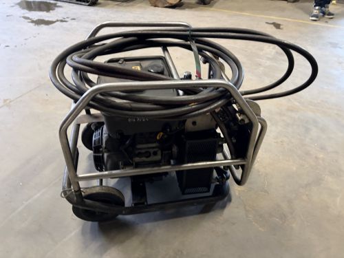 Kerouš – použité stavební stroje