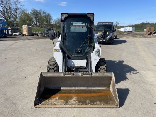 Smykový nakladač Bobcat S530