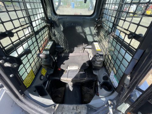 Smykový nakladač Bobcat S530