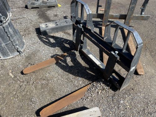 Smykový nakladač Bobcat S530