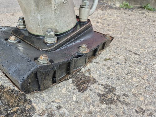 Kerouš - použité stavební stroje