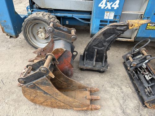 Kerouš – použité stavební stroje