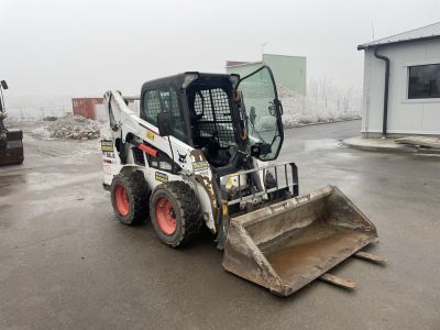 Smykový nakladač Bobcat S530
