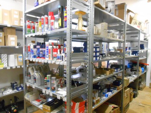 Náhradní díly a servis stavebních strojů