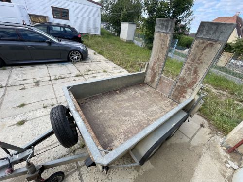Kerouš - použité stavební stroje