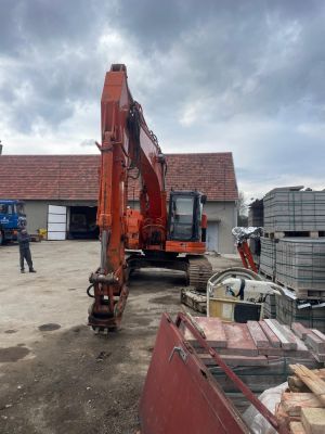 Kerouš – použité stavební stroje