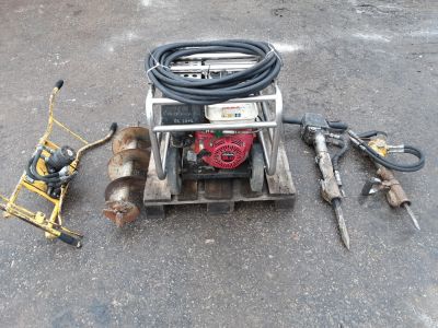 Hydraulický agregát CAT PP 120 + 3 ks příslušenství (NDL0099)