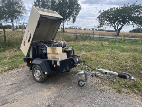 C:\fakepath\IMG 7183