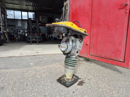 Kerouš - použité stavební stroje