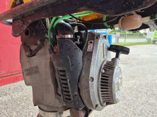 Kerouš - použité stavební stroje