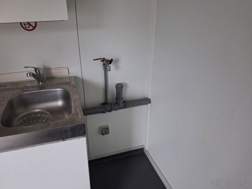 Kerouš – použité stavební stroje