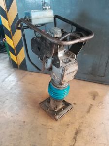 Vibrační pěch WEBER Mt SRV 70