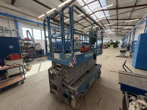 Kerouš – použité stavební stroje