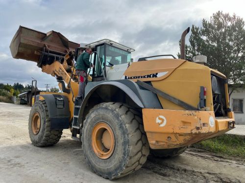 Kerouš – použité stavební stroje