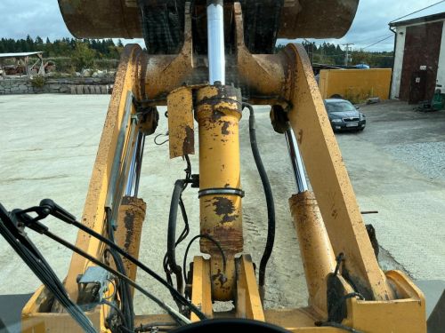 Kerouš – použité stavební stroje