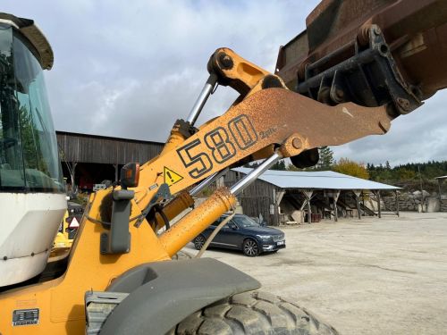 Kerouš – použité stavební stroje