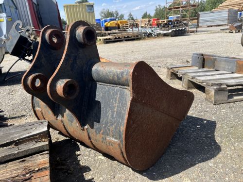 C:\fakepath\IMG 6879