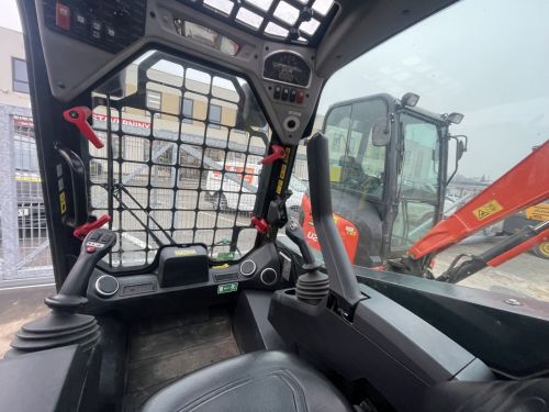 Smykový nakladač JCB 155